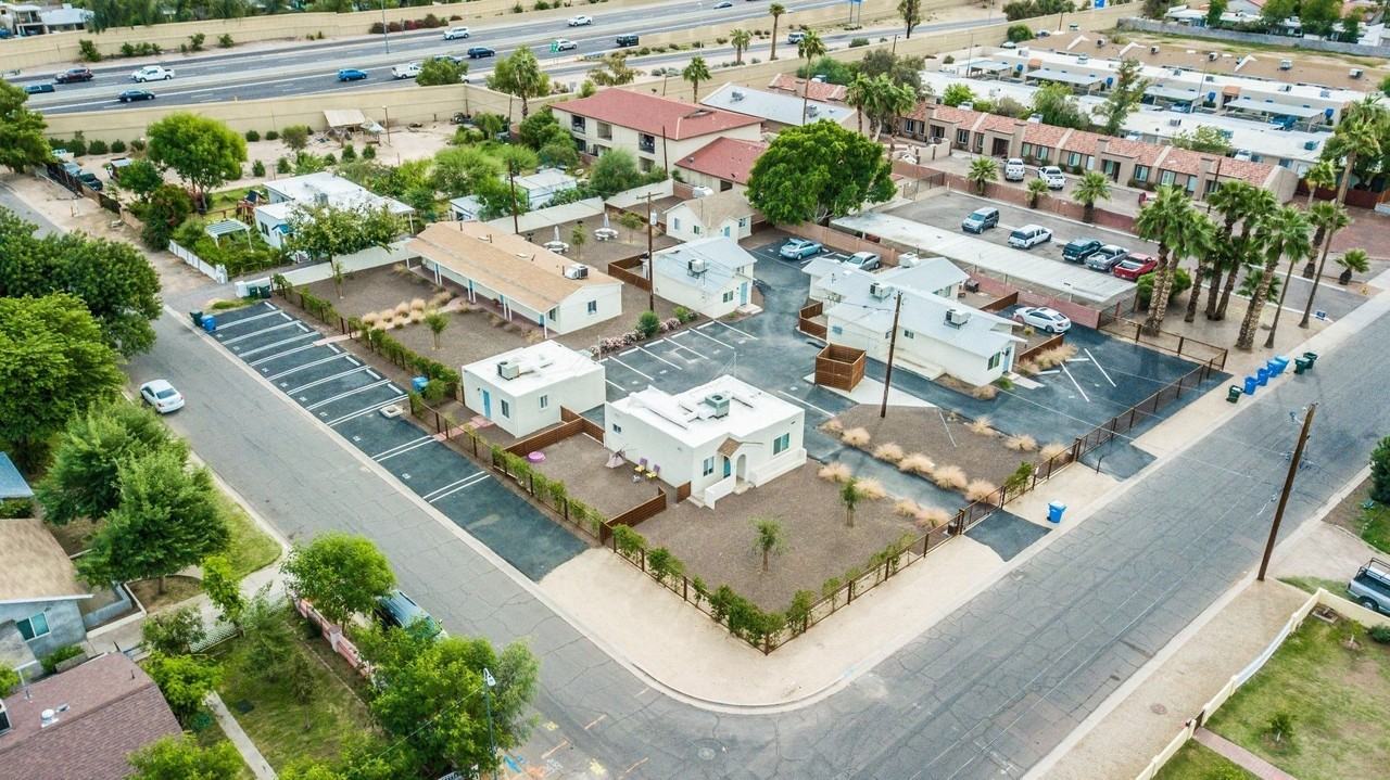 4249 North 17th Street - Photo 3 of 6