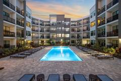 Gallery 3100 - Photo 1 of 1