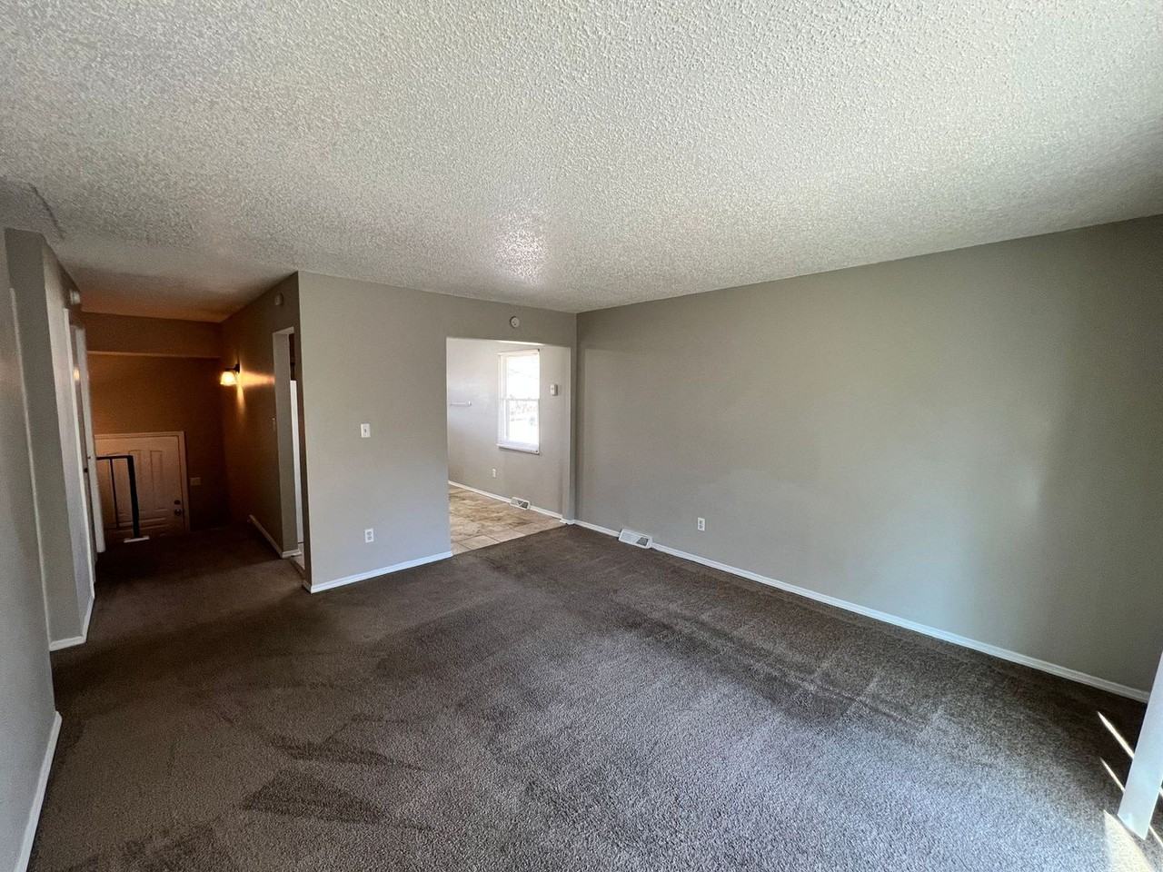 345 N Gilbert St - Photo 2 of 13