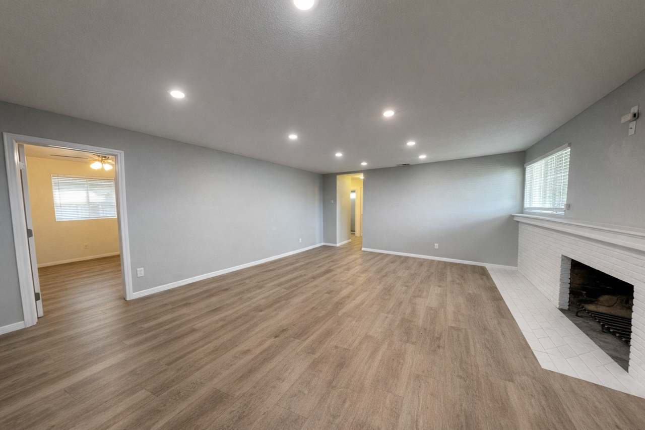 6262 Dorothy Dr - Photo 5 of 13
