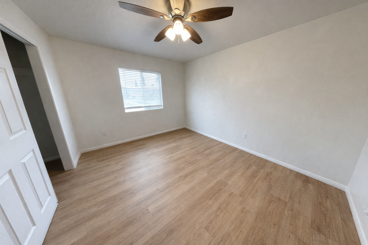 6262 Dorothy Dr - Photo 7 of 13