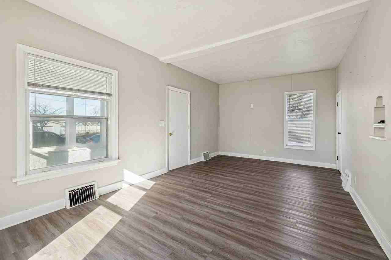 2515 N 63rd St - Photo 3 of 23