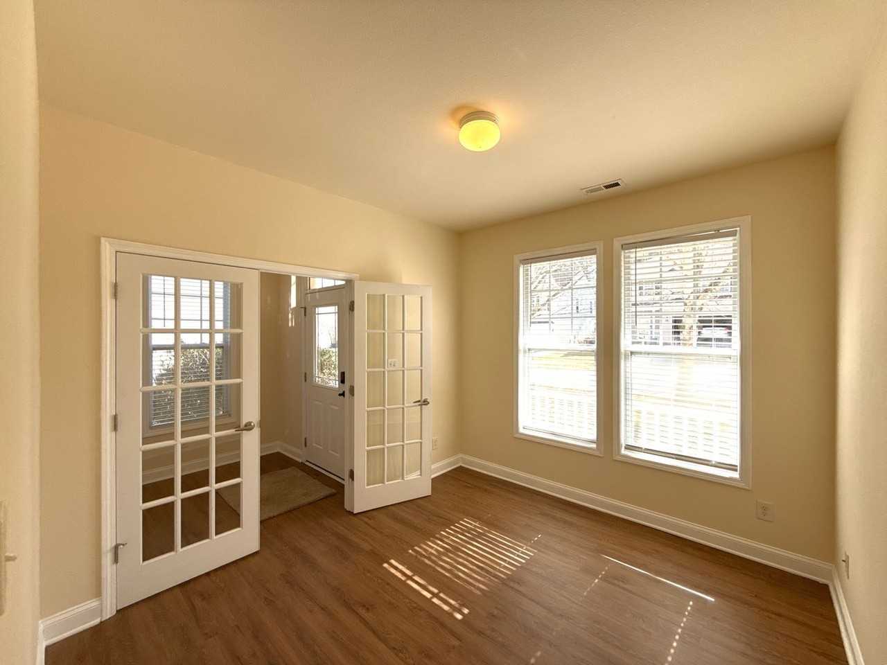 10082 Paisley Dr - Photo 2 of 22