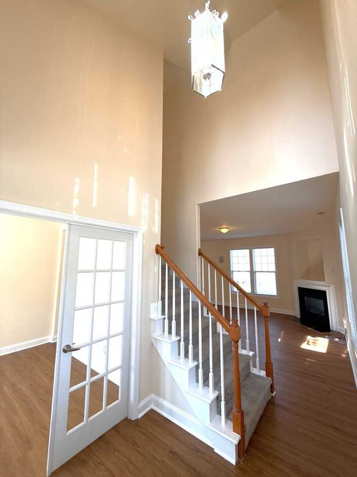 10082 Paisley Dr - Photo 3 of 22