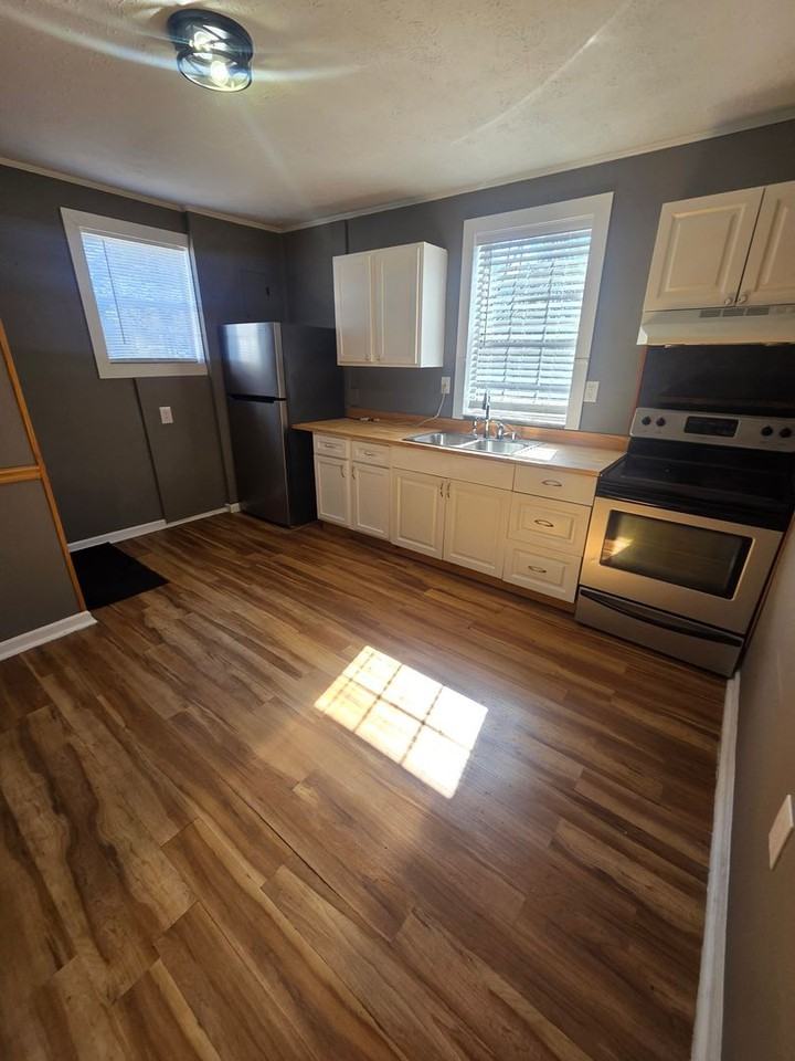 1423 Alabama St - Photo 6 of 6