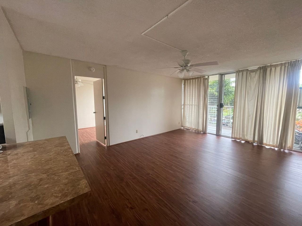 95-014 Waihonu St - Photo 2 of 8