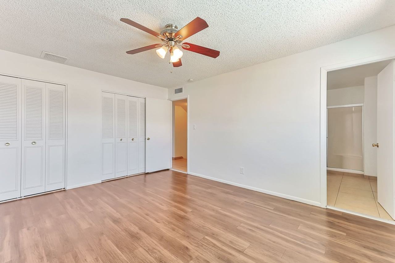 4806 S Dorsey Ln - Photo 7 of 26