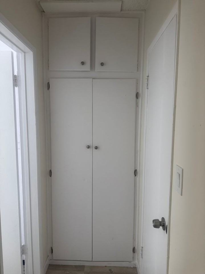 8844 Tobias Avenue - Photo 4 of 12