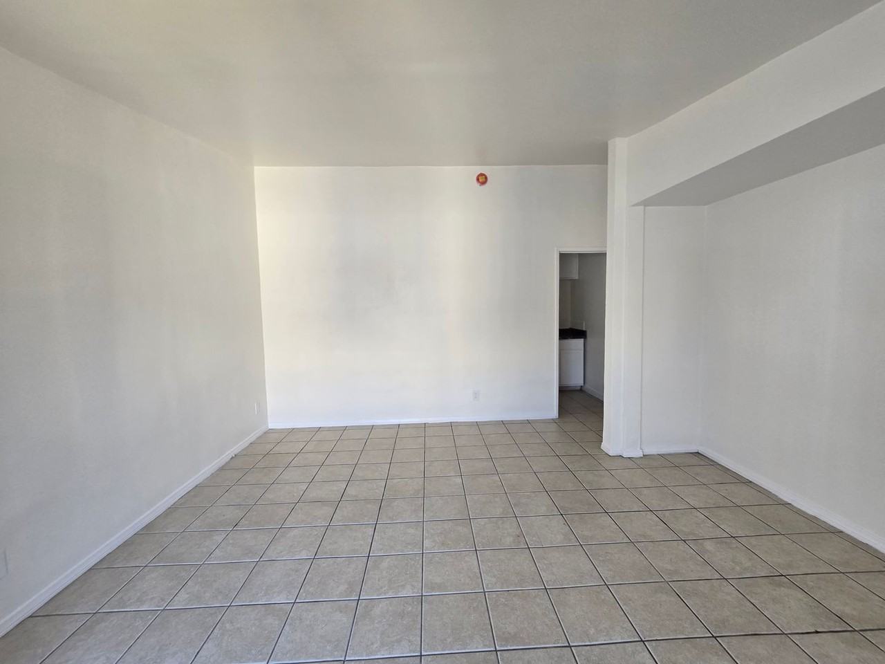 14118-14122 Calvert Street - Photo 3 of 16