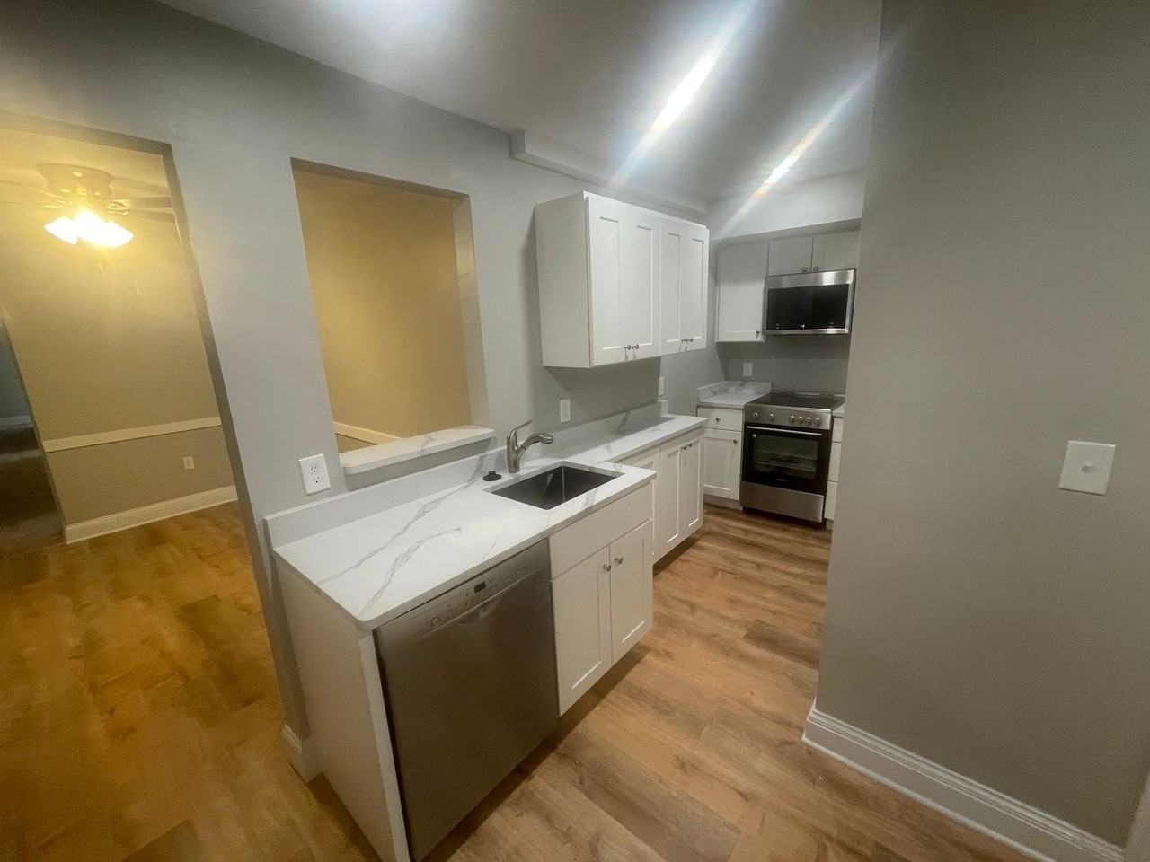 5 Phillips Street - Photo 3 of 16