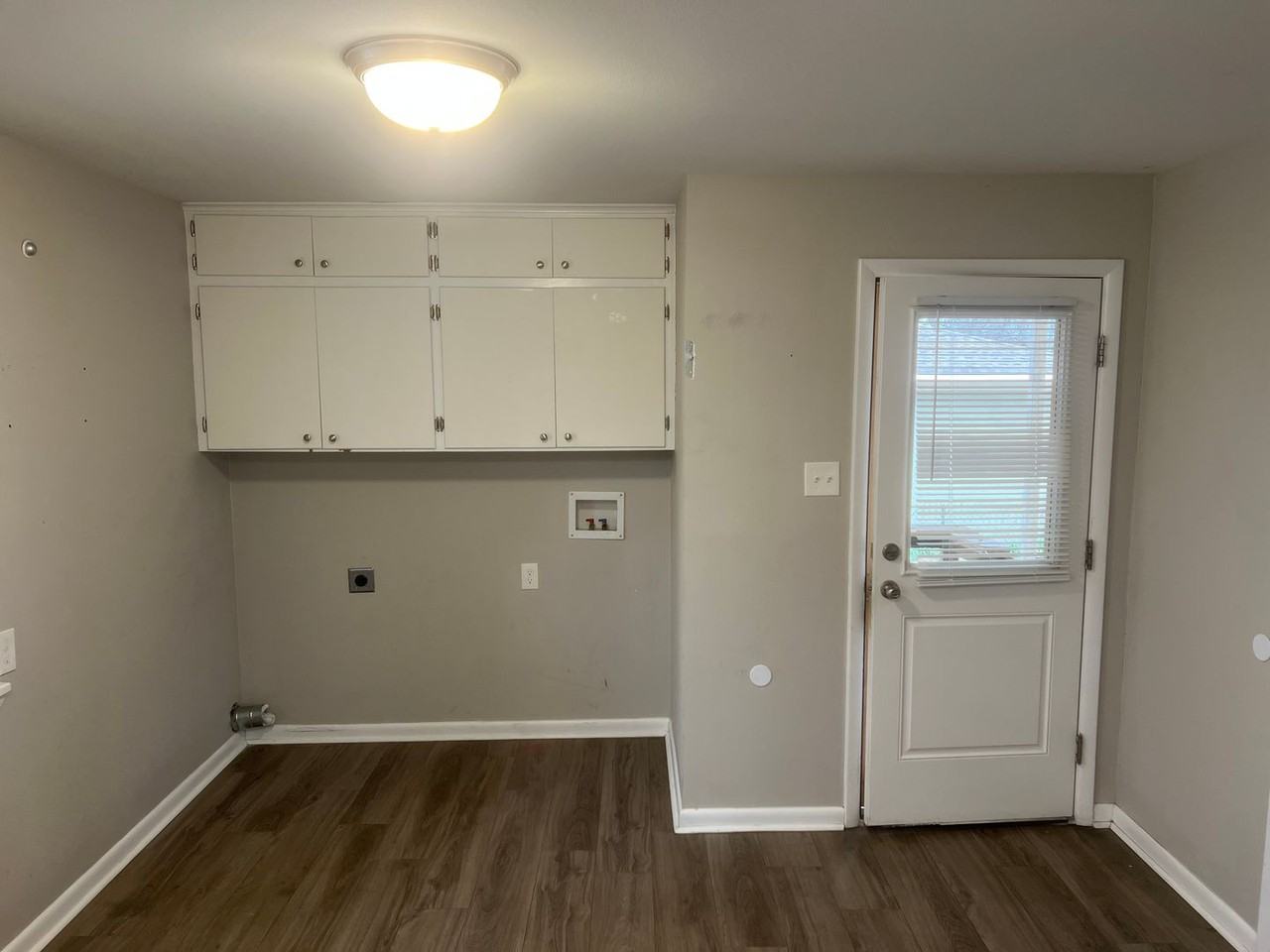 412 Angus St - Photo 5 of 13