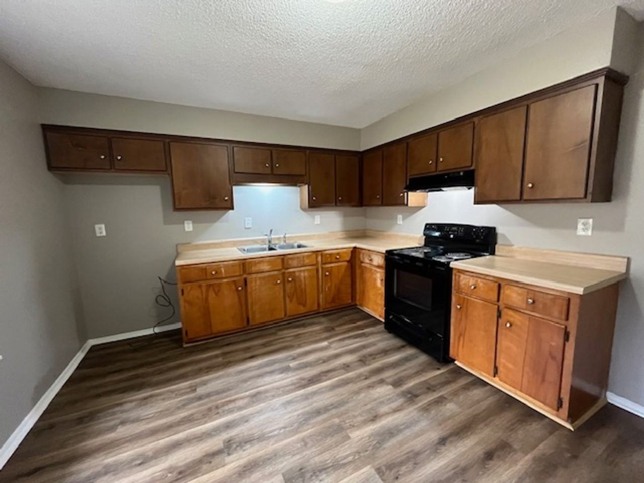 3470 Carroll Dr - Photo 2 of 11