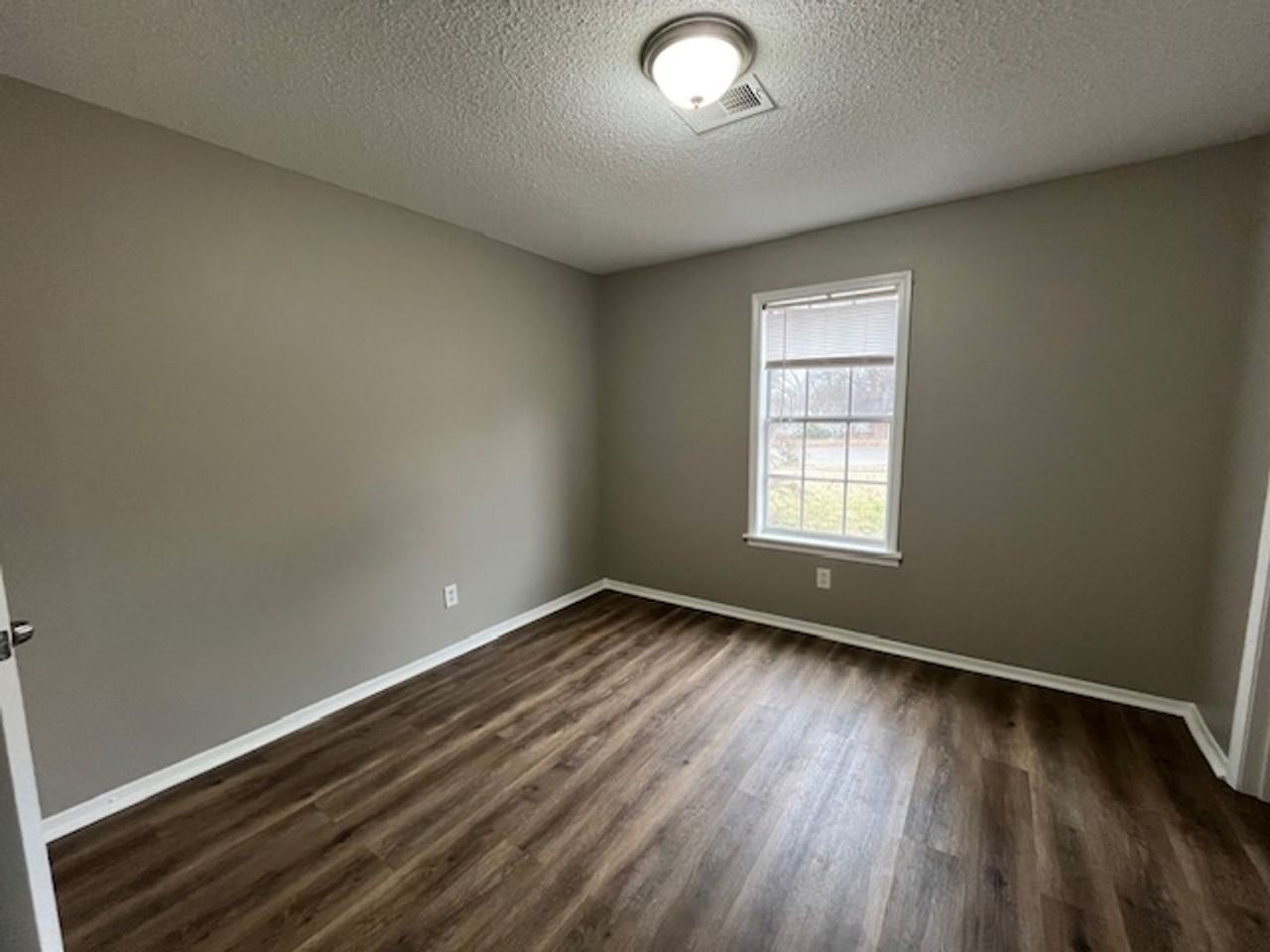 3470 Carroll Dr - Photo 6 of 11