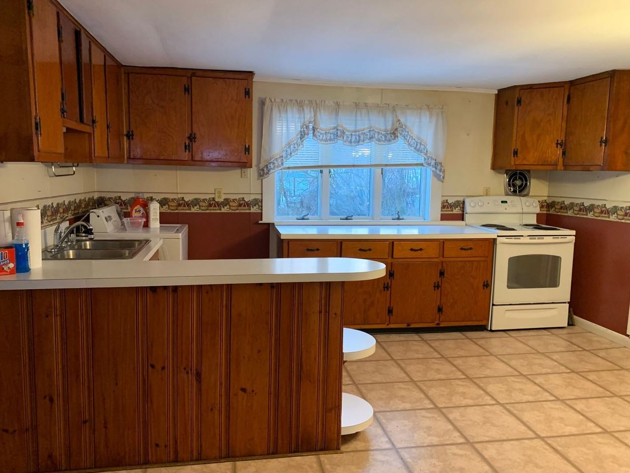 16887 Cumberland Hwy - Photo 2 of 19