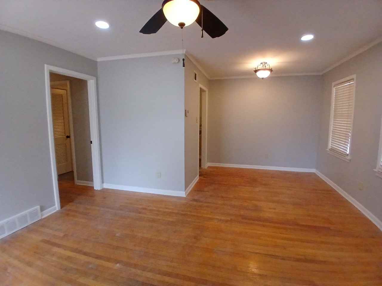 1271 Dogwood Dr - Photo 3 of 8