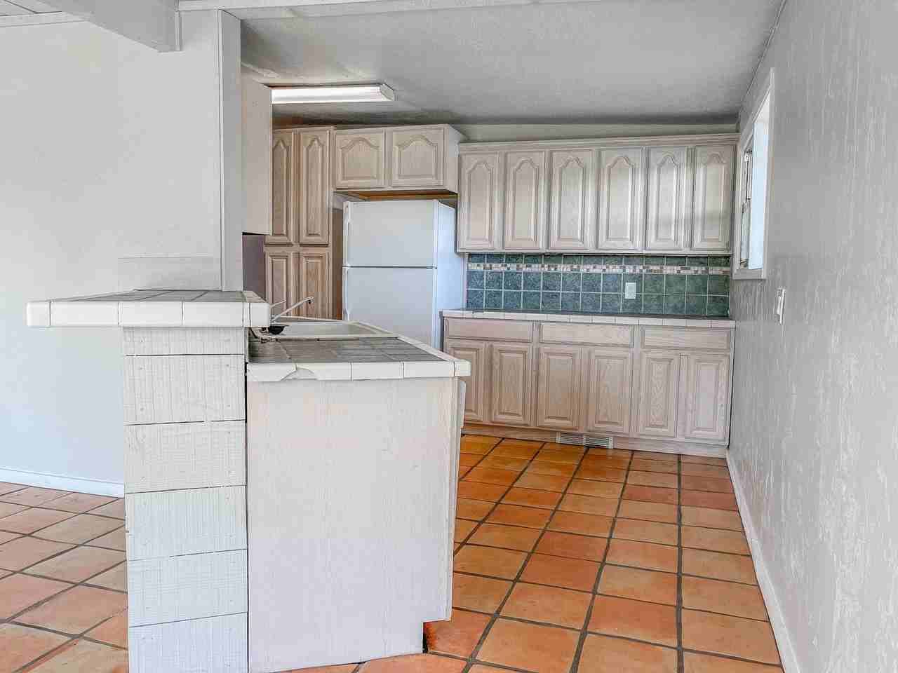 2503 46th St - Photo 3 of 6