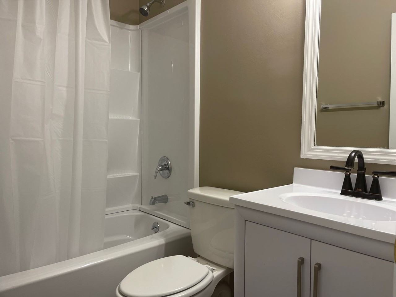 3527 Albee Dr - Photo 6 of 14