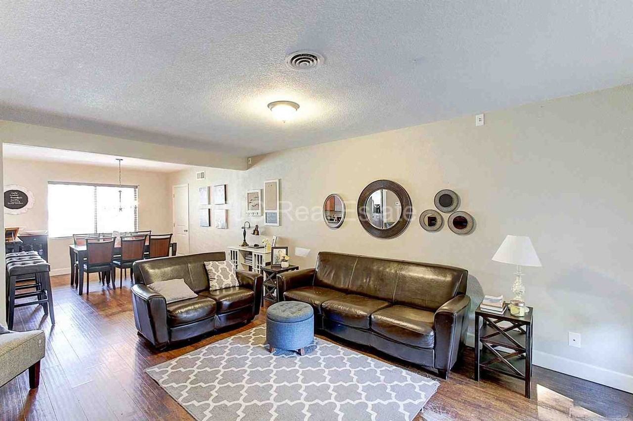 795 Salem St - Photo 2 of 16