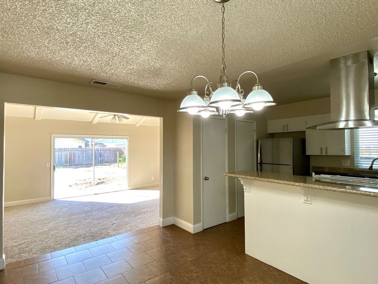 20 W Gettysburg Ave - Photo 5 of 19