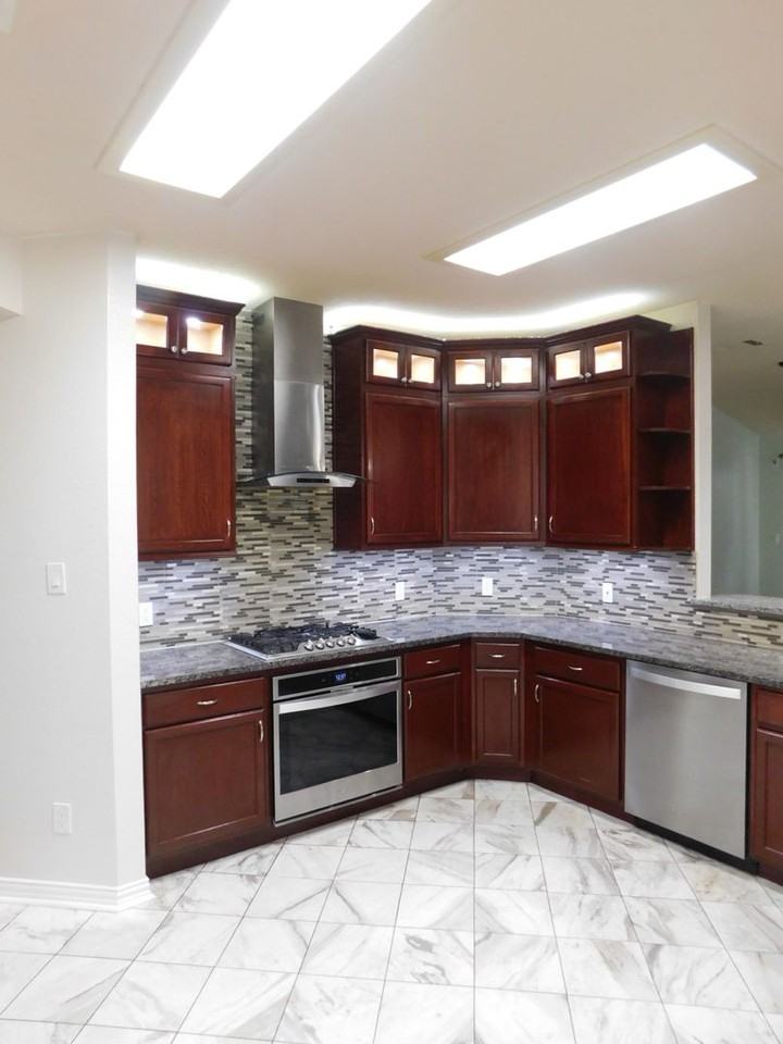 1301 Leah Ln - Photo 6 of 22