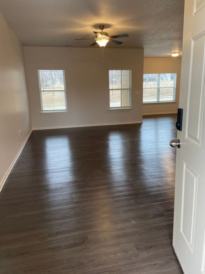 21594 S Harrison St - Photo 6 of 30