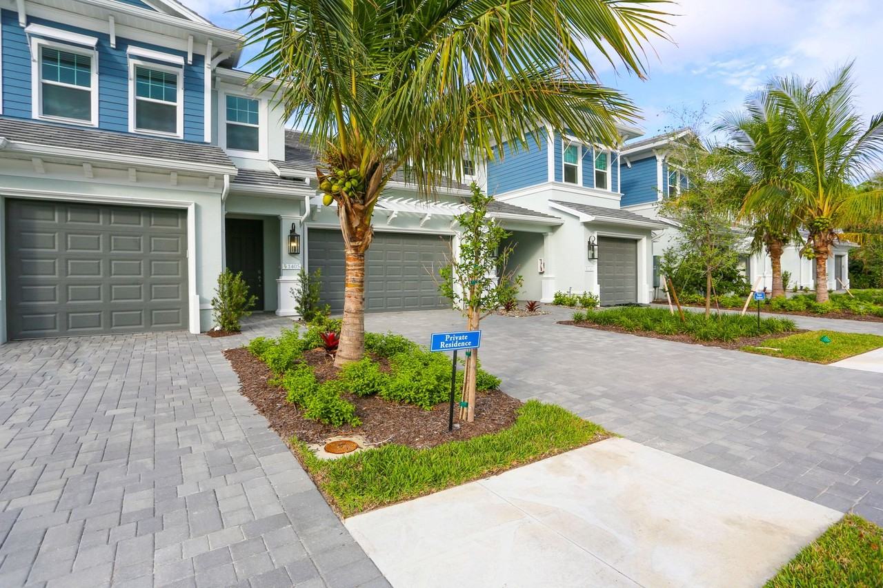 2626 Seychelles Cir #1405 - Photo 2 of 47