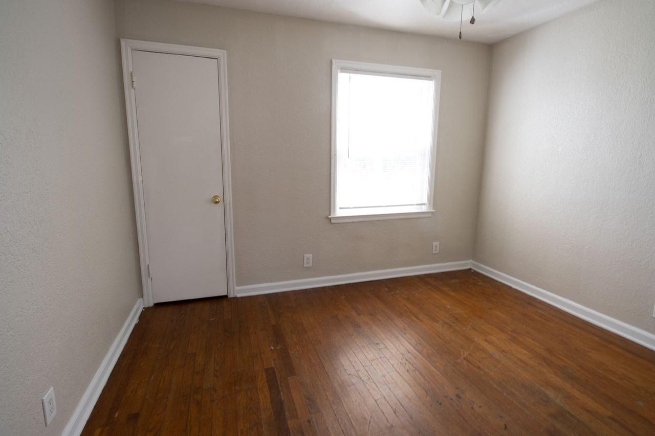 1203 N Garth Ave - Photo 7 of 16