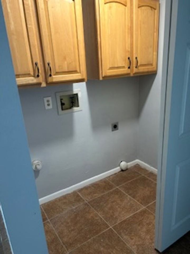 5005 Lillilea Ln - Photo 2 of 18