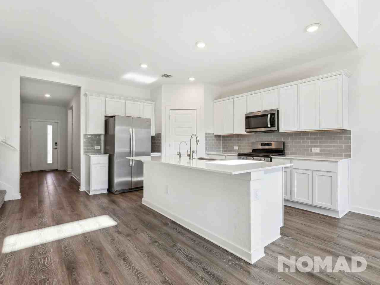 272 Gemini Flora Bnd - Photo 3 of 34