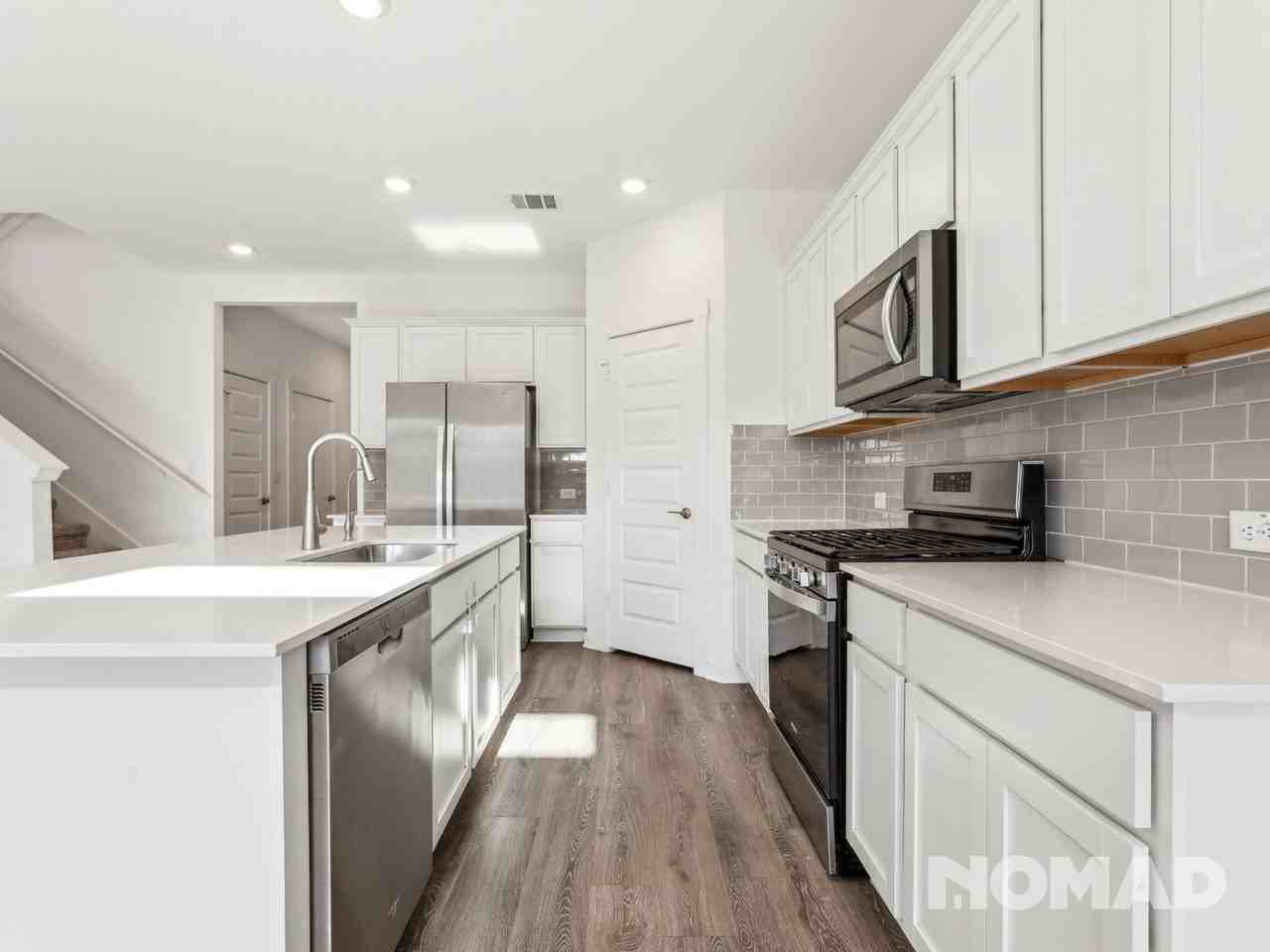 272 Gemini Flora Bnd - Photo 4 of 34