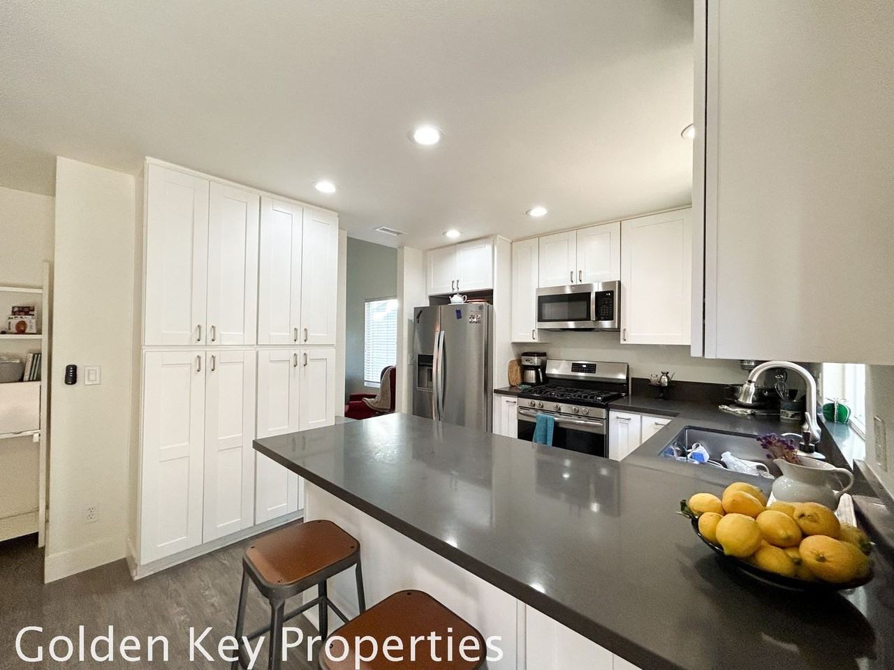 4911 Glenhaven Dr - Photo 5 of 23