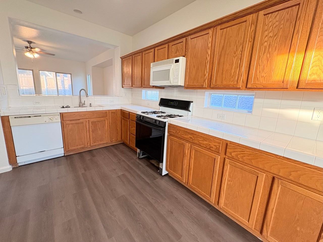 1817 Briar Brook Ct - Photo 2 of 11