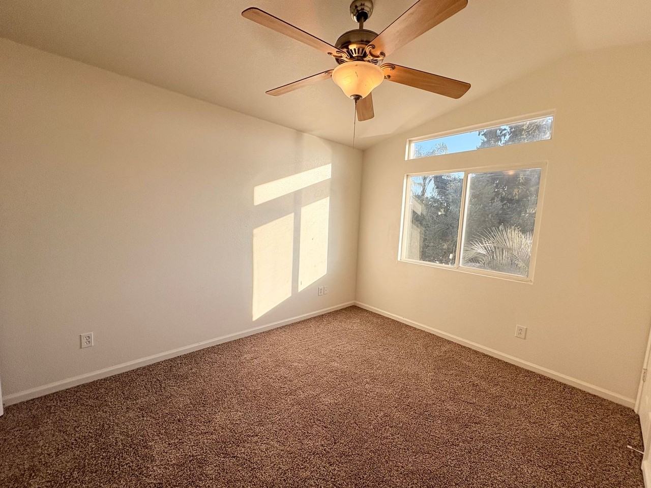 252 Branco Ave - Photo 7 of 13