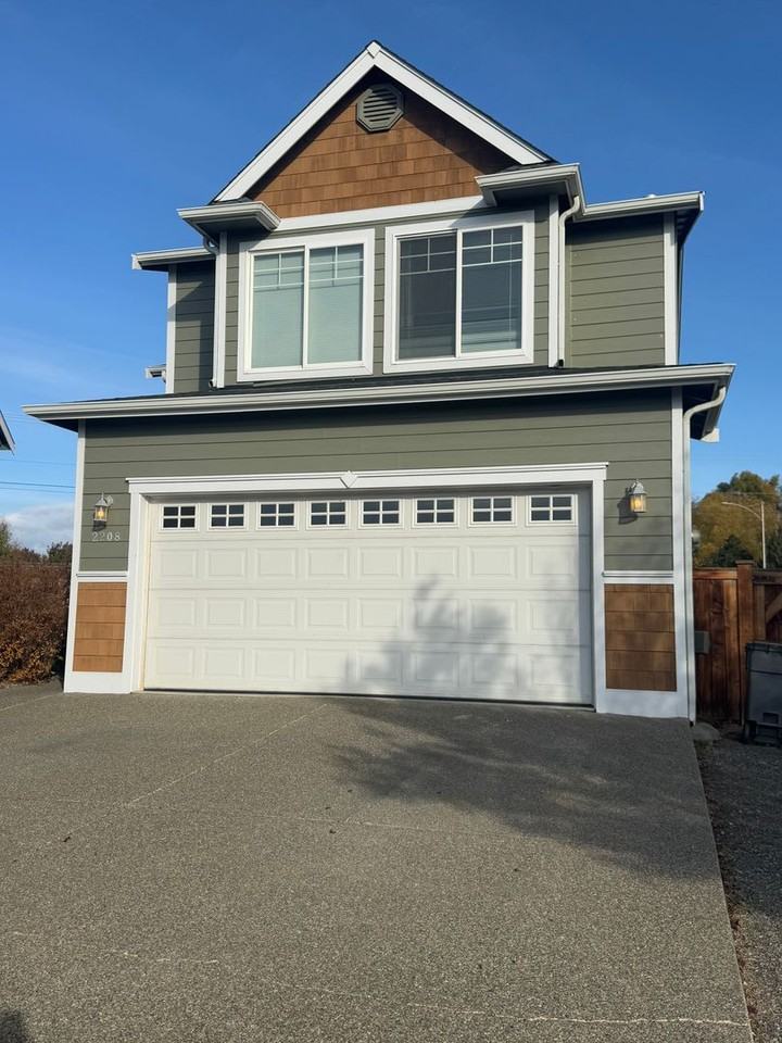 2208 N Clearview Dr - Photo 2 of 38