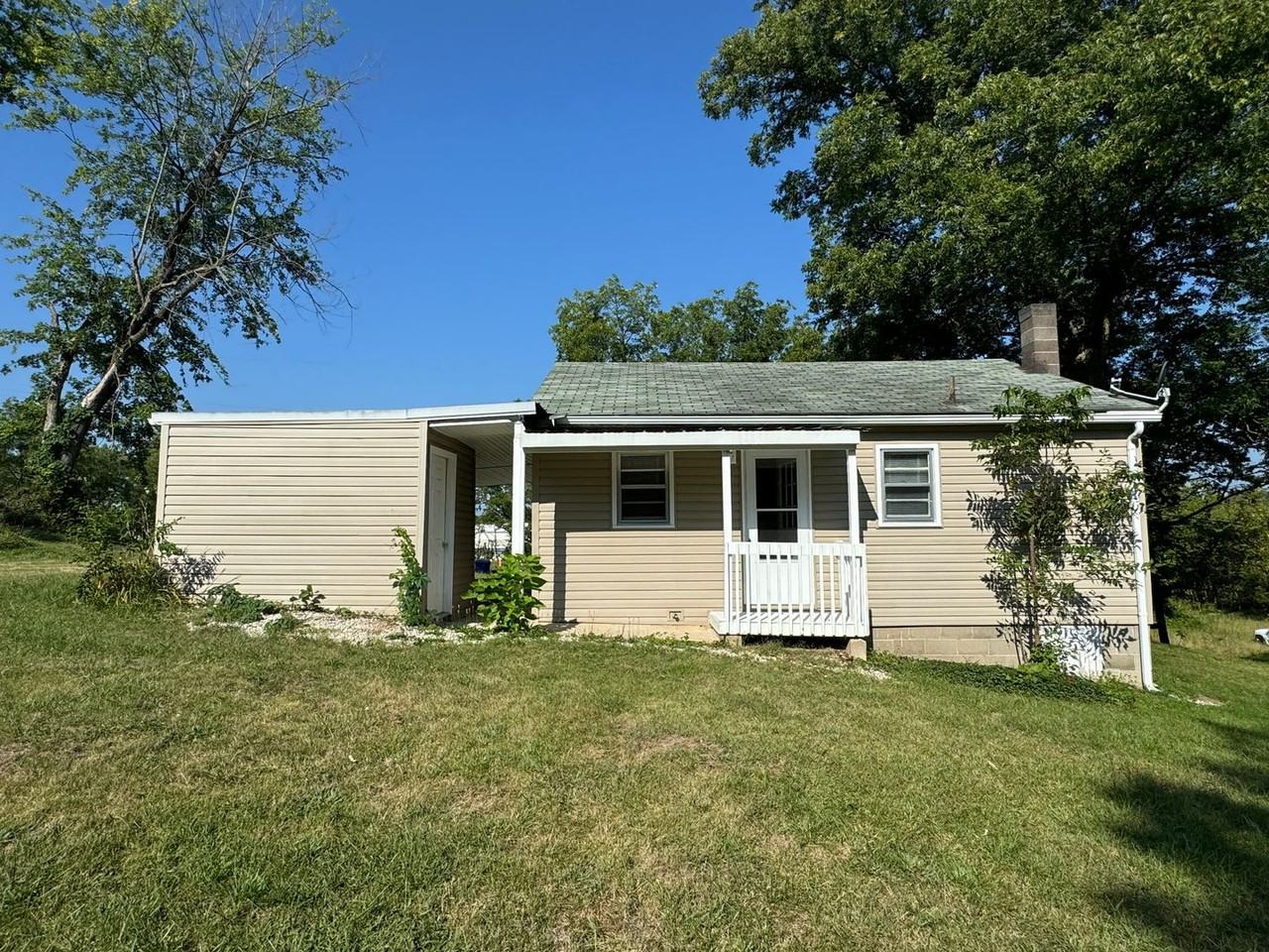 206 N Morgan St - Photo 2 of 13