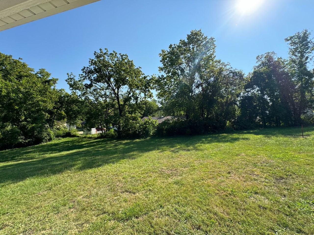 206 N Morgan St - Photo 5 of 13