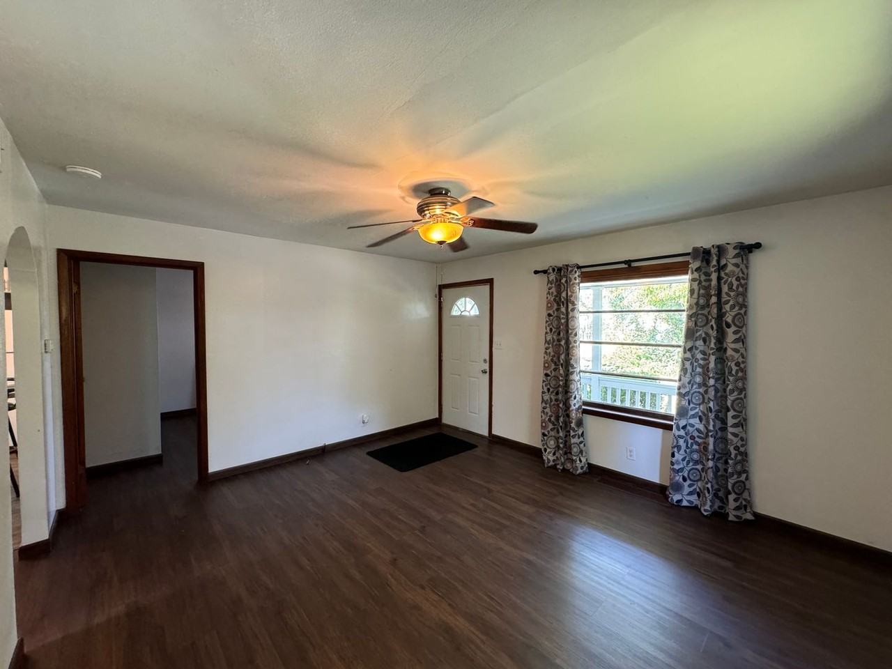 206 N Morgan St - Photo 7 of 13