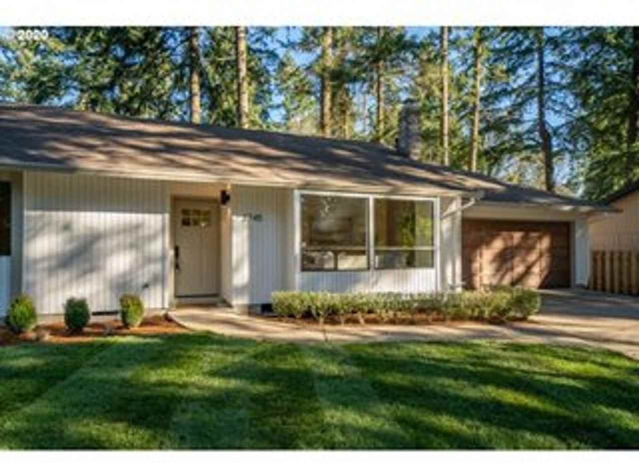 3745 Division Ct - Photo 3 of 15