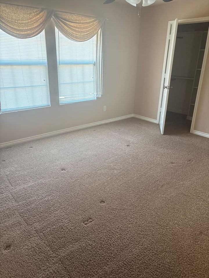 119 N Andrews Ave - Photo 2 of 8