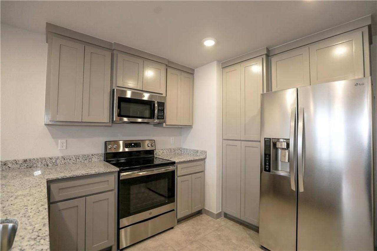 3428 Sw Vel Mews - Photo 3 of 27