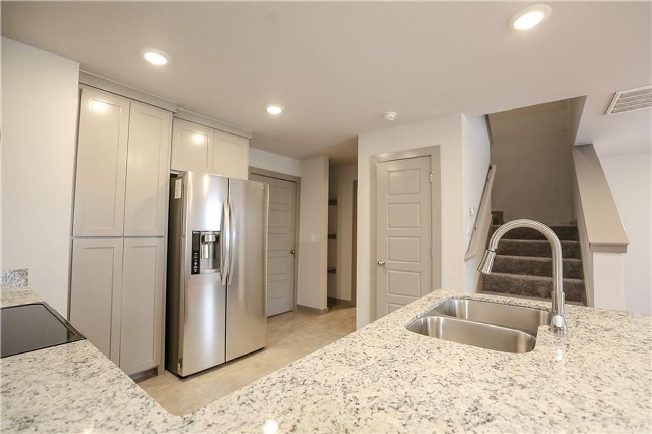 3428 Sw Vel Mews - Photo 6 of 27