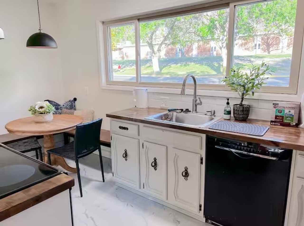 3397 Polk Ave - Photo 7 of 29