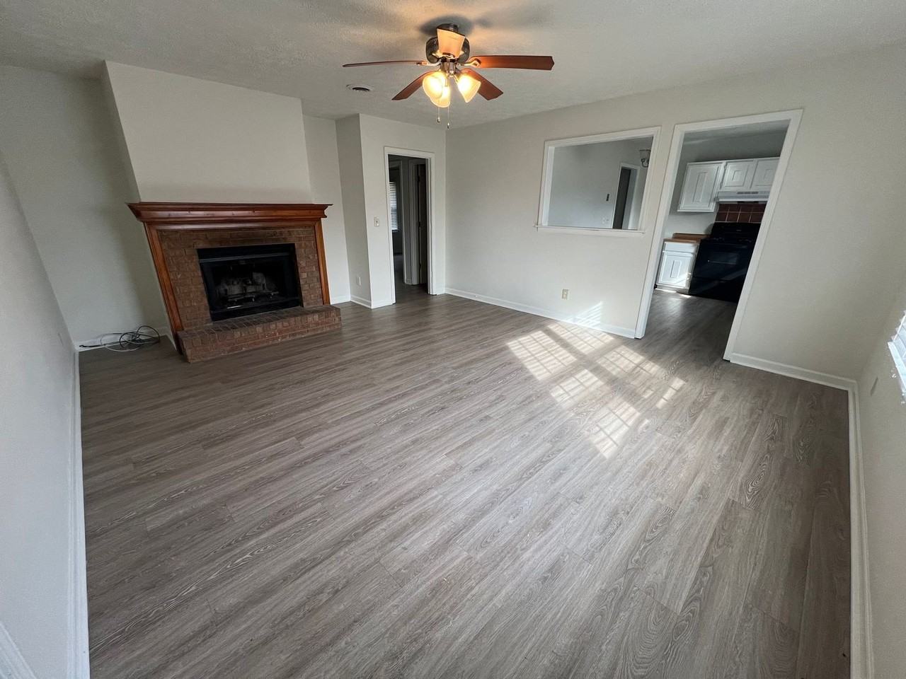 1310 Aiken Rd - Photo 5 of 10