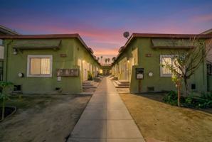 featured image of 606 W 81st St