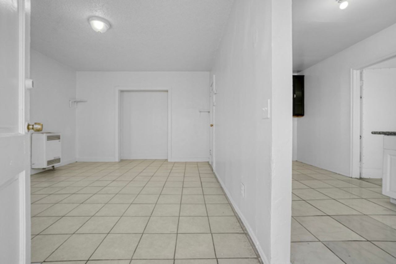 606 - 608 W 81st St - Photo 7 of 24