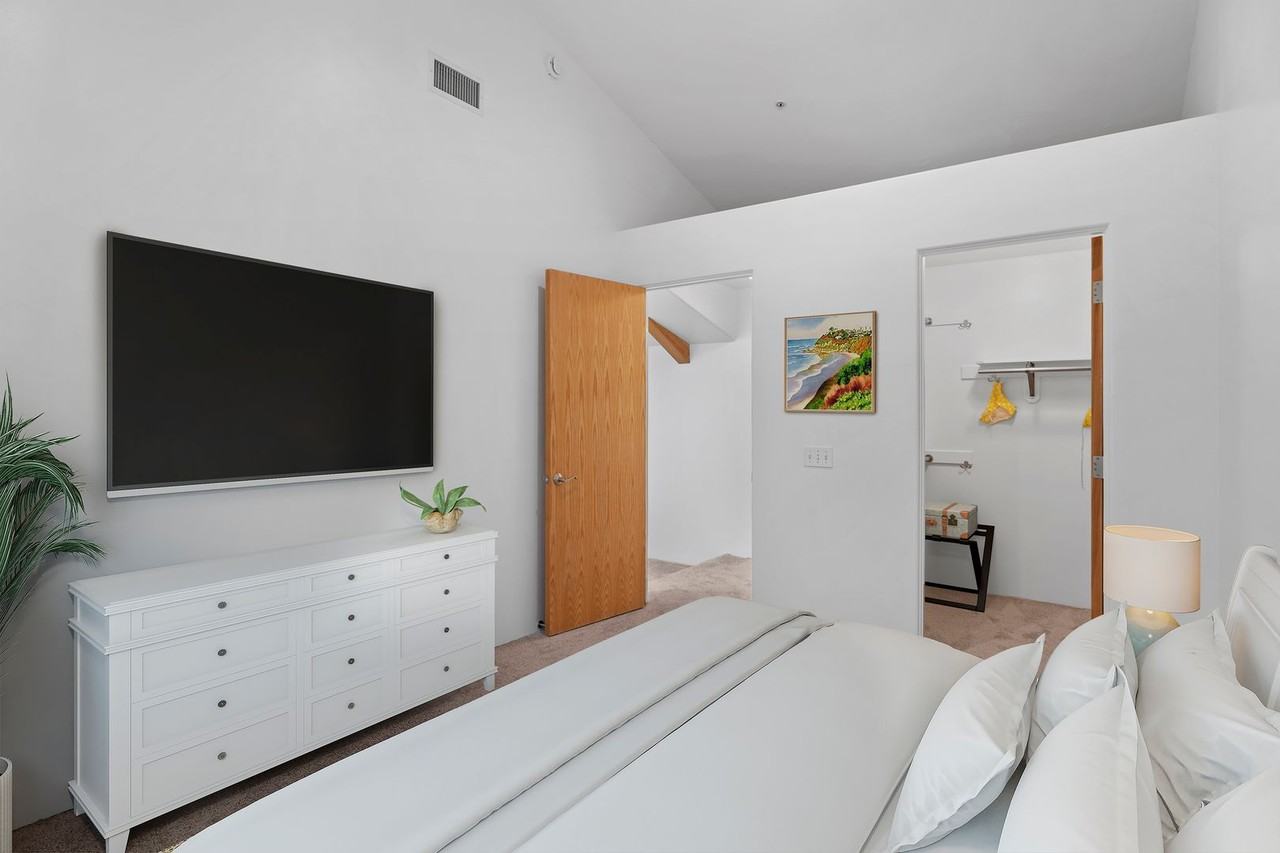 631 3rd St - Photo 2 of 20