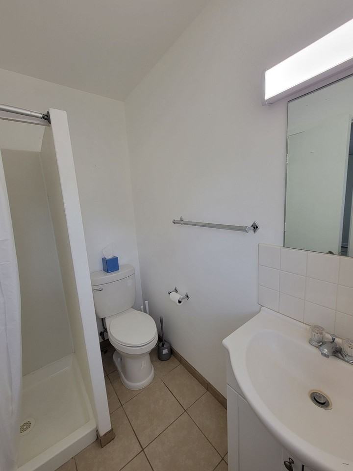 Aspen Studio Apartments - Photo 4 of 8