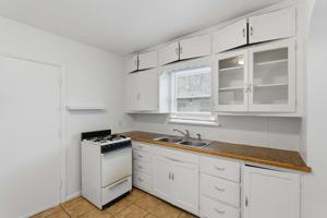 featured image of 560 21st St