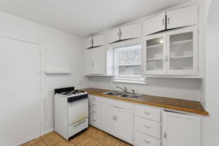 560 21st St - Photo 1 of 1