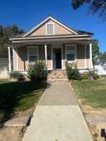 featured image of 407 6th St